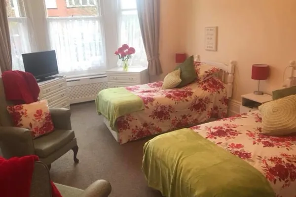 Walking distance to Hove seafront